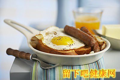 早餐吃撑也不怕胖 科研证实早餐吃得越多减肥更轻松